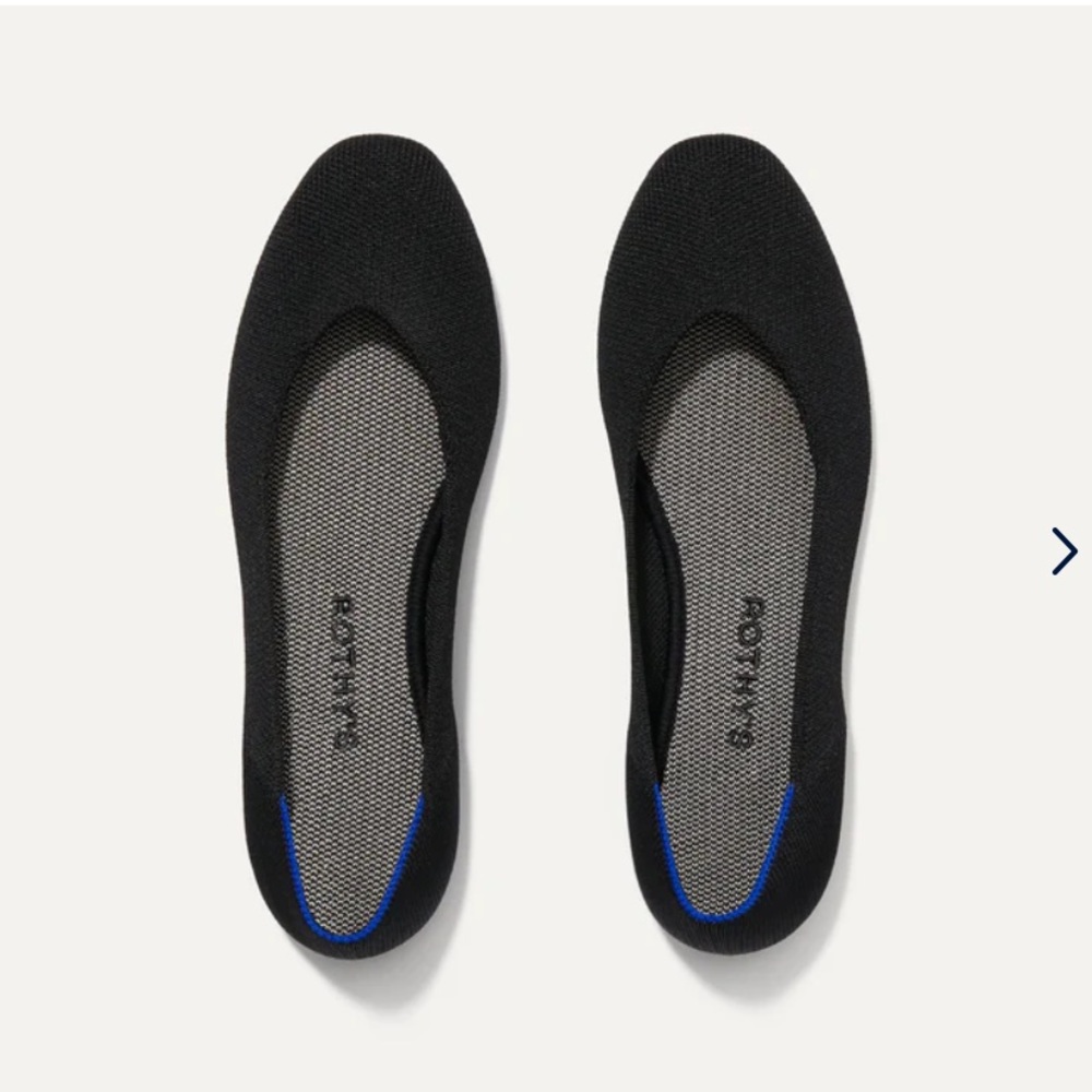 Black Square Rothys size 11.5